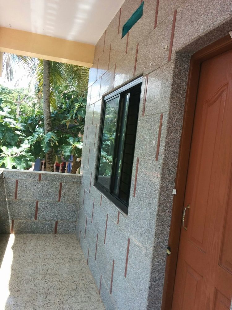 Hotel Om Ganesh Guest house 2*
